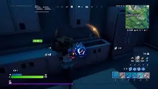 Fortnite - Playing with friends