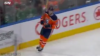 McDavid Goes Through The Legs, Top Shelf For 40th Of Season