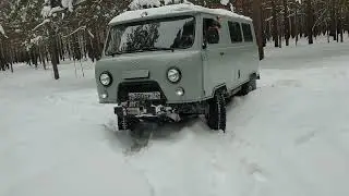 УАЗ vs Паджеро 4 по коварному  СНЕГУ