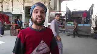 سوق الهال البلدي في الرقة