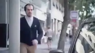 Sonrriele a los años