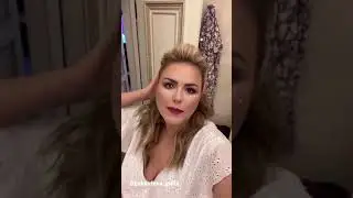 Анна Семенович хвастается ярким образом