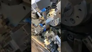 Навивка пружин растяжения роботизированные станки .#spring #завод #пружины