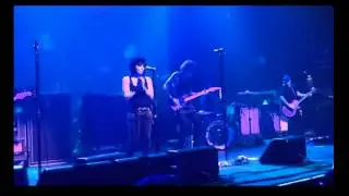 Joan Jett & Against Me - '' ANDROGYNOUS '' 2012