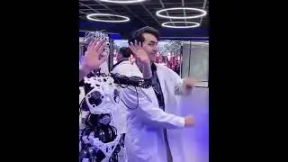 #shorts - (Robot and crazy child dance.😖) रोबोट और पागल के बच्चे का डांस।😅
