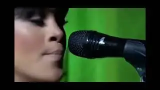 Rihanna- Love On The Brain