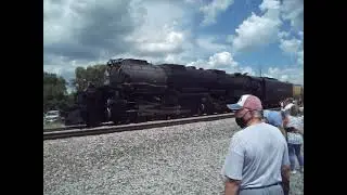 Union Pacific "Big Boy" Leaving Pottsboro, TX.