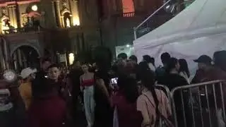 Joshua Garcia at Julia Barretto hindi nag pansinan sa Celebration ng Chinese New Year