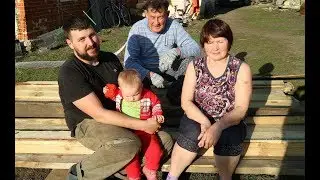 РОДИТЕЛИ ПРИЕХАЛИ В ДЕРЕВНЮ!Новые переселенцы и новая стройка.