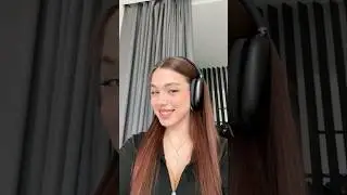 акулич спалила boobs