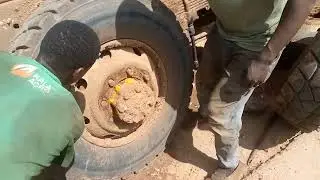 1 hour in the garage removing rare tyre to check on suspension springs.