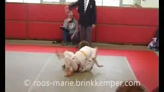Roos-Marie wint met uchi mata