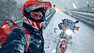 Surviving BLIZZARD on German Autobahn with Motorcycle in Winter! (very close call) BLACK ICE! /28