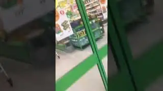 Мой дефолт день.       Если наберёт 10 просмотров тогда я Лох)