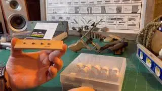 KME Sharpeners how to load our diamond or CBN emulsions on our 1”x4” strops ⚔️