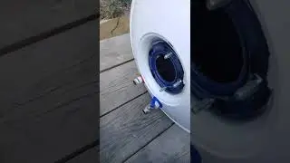 Вот почему вода пахнет сероводородом...