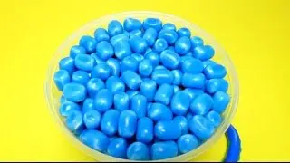 Haribo Maoam Blue Kracher with Surprise Toys - Hide & Seek Game