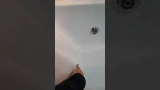 Выбираем акриловую ванну
