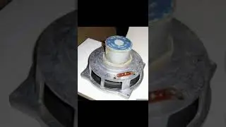 и кто делает такие динамики??