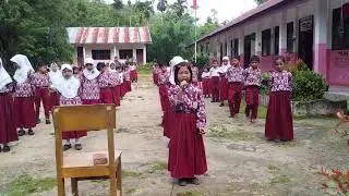 Sebelum masuk kls UKS dlu Marwah Br Ritonga siswa kls III SDN 101890 Sidongdong Hulu Sihapas Paluta.
