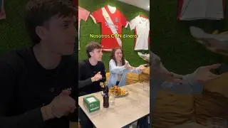 😂 Con mi novia es así!! 