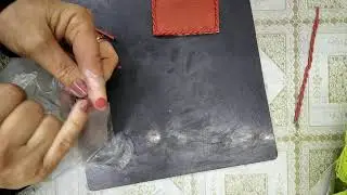 Корзинка с розами из пластилина. Миниатюра.