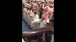 Насир аль Катами ♦  Во время намаза выявился джинн .