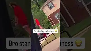 He ten toes down bout his woman 😂  Song: Young Slo-Be - "I Love You"