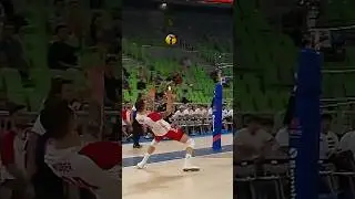 When the Middle Blocker Perfects Defense 💪 #epicvolleyball #volleyballworld #volleyball