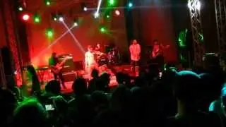 Mashrou' Leila - Inni Mnee7 مشروع ليلى - انى مليح live in Alexandria