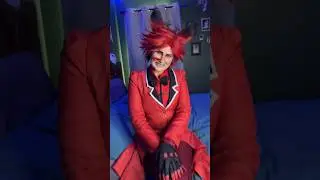 Radiostatic reporting live! #alastor #hazbinhotel #hazbinhotelcosplay #alastorcosplay #voxcosplay