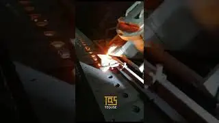 Metallurgy Pouring Machine for Vertical molding machine