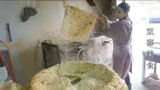Kaifeng's young daughter-in-law irons traditional cakes, each cake weighs 6 pounds！