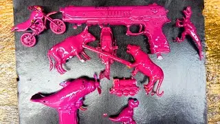 Membersihkan mainan berlumpur pistolmainan,motorcros,keretaapi,singa,sapi,dinosaurus,helikopter.