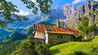 Switzerland 🇨🇭 - by drone [4K]