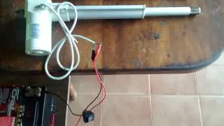 Atuador Linear 200MM X 35MM/S X 100Kgf