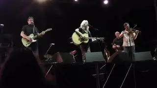 Emmylou Harris - Ooh, Las Vegas