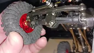 Gladiator 124th scale modifications.