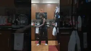 Com Truise - Isostasy | Short Dance Freestyle |
