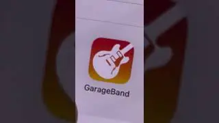 Jak si na iPhonu nastavit VLASTNÍ VYZVÁNĚNÍ ✅ #tech #shorts