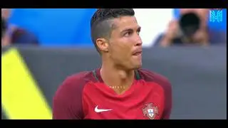 Player Hunting on Cristiano Ronaldo, Lionel Messi, Neymar Jr   Horror Fouls & Tackles