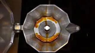 Mocca Espresso - brewing coffee