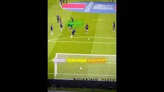 Ronaldo's Masterclass Teaching Young Players 📚☠️
