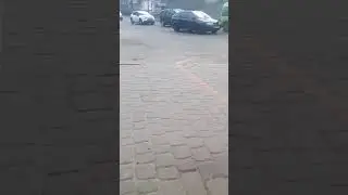В окошко свое поглядите
