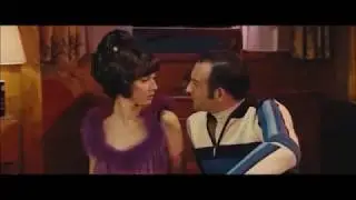 OSS 117 Rio ne répond plus - Allusion sexuelle détourné à la Hitchcock