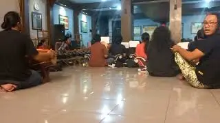 NGOPI DI CAFE CUCU NYA MBAH NUN - DITEMANI LETTO BAND LATIHAN