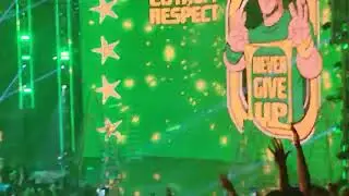 John Cena returns at mitb! live crowd reaction!