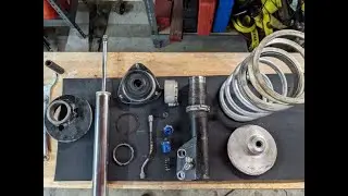 Subaru GrpN Strut Rebuild -  The Teardown