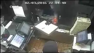 Горе грабитель не смог украсть кассу / This Robber Clearly Failed Geometry Class