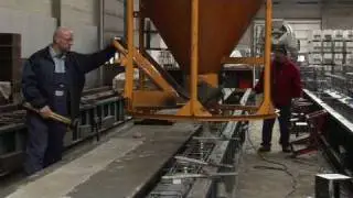 Haal de bouwvakker uit de modder -deel2-.mov